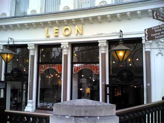 Leon Leon